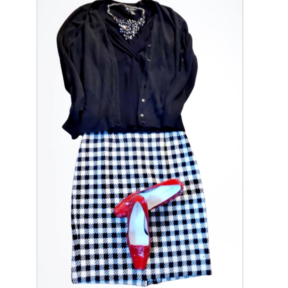 Vintage Houndstooth Pencil Skirt